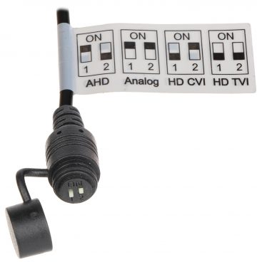 BCS DMQ2803IR3-B 8.3MP Dome AHD kamera ar motorizētu varifokālo objektīvu