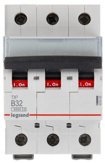 Автоматический выключатель LE-403405 трехфазный 32 А тип B LEGRAND