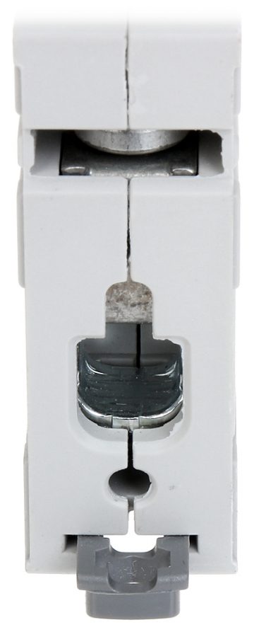 JAUDAS SLĒDZIS LE-419137 VIENFĀZES 20 A TIPS B LEGRAND JAUDAS SLĒDZIS LE-419137 VIENFĀZES 20 A TIPS B LEGRAND