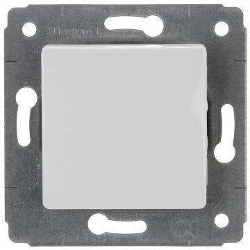 KRUSTSLĒDZIS LE-773607 Cariva 10 A LEGRAND