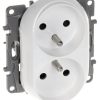 DUBULTĀ LIGZDA LE-764542 Niloe 230 V 16 A LEGRAND