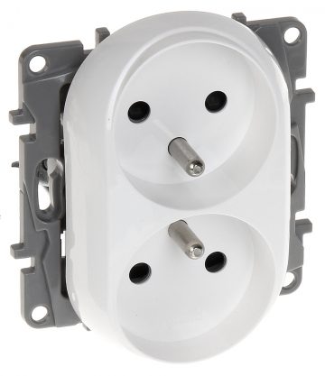 DUBULTĀ LIGZDA LE-764542 Niloe 230 V 16 A LEGRAND