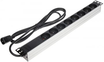 MAITINIMO PASKIRSTYMO ĮRENGINIAI PD-8/RACK/IEC