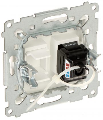 Гнездо антенное RJ-45 D61.01/11-SIMON54