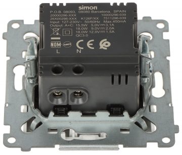 UZLĀDES LIGZDA DEC2CA.01/11-SIMON54 Premium USB 5 V DC / 3.1 A UZLĀDES LIGZDA DEC2CA.01/11-SIMON54 Premium USB 5 V DC / 3.1 A