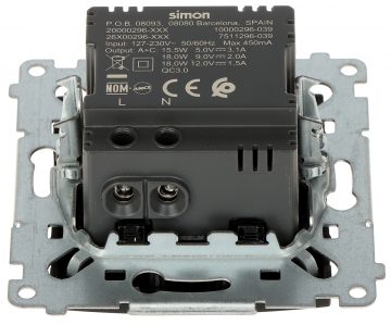 UZLĀDES LIGZDA DEC2CA.01/49-SIMON54 Premium USB 5 V DC / 3.1 A