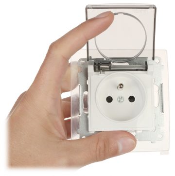 ОТДЕЛЬНАЯ РОЗЕТКА DGZ1BZ.01/11A-SIMON54 250В 16А IP44 ОТДЕЛЬНАЯ РОЗЕТКА DGZ1BZ.01/11A-SIMON54 250В 16А IP44