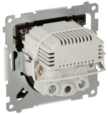 ATSEVIŠĶA KONTAKTLIGZDA AR USB ADAPTERI DGZ1ZUSB2AA.01/49-SIMON54 Premium 230 V 16 A