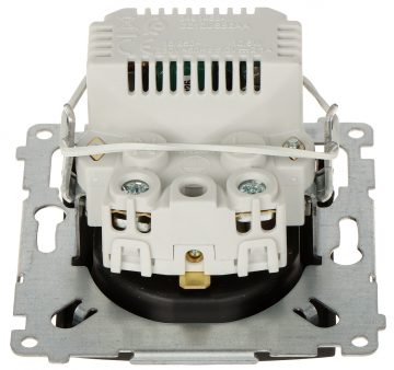ATSEVIŠĶA KONTAKTLIGZDA AR USB ADAPTERI DGZ1ZUSB2AA.01/49-SIMON54 Premium 230 V 16 A