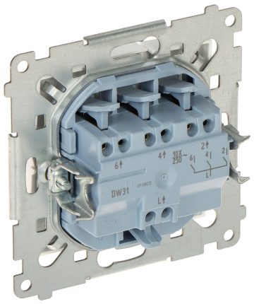 TRIGUBAS JUNGIKLIS DW31.01/11-SIMON54 250V 10A