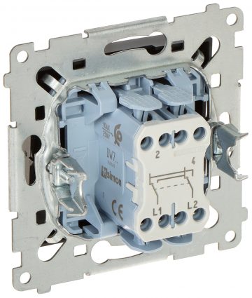 ПЕРЕКЛЮЧАТЕЛЬ ПЕРЕКРЕСТКОВЫЙ DW7.01/49-SIMON54 250 В 10 А