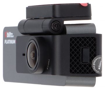 AUTOMAŠĪNAS SALONĀ UZSTĀDĀMS VIDEOREĢISTRATORS XB-PLATINUM-4K Xblitz