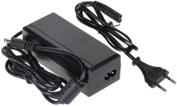 MAIŅSTRĀVAS BAROŠANAS ADAPTERIS 9V/4A/5.5