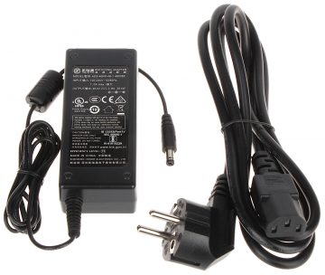 SWITCH POE DS-3E0106P-E/M 4-PORTU Hikvision SWITCH POE DS-3E0106P-E/M 4-PORTU Hikvision