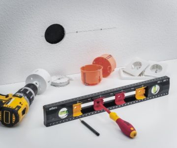 ELECTRICIAN&apos;S SPIRIT LEVEL WH-LEVEL/42074 40 cm WIHA