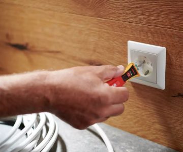 BEZKONTAKTA SPRIEGUMA TESTERIS WH-VOLT-DETECTOR/43798 WIHA