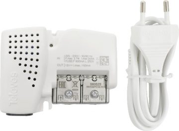PicoKom mājas pastiprinātājs 3 izejas (2+TV): VHF/UHF-LTE700 Gatavs ref.560523PicoKom mājas pastiprinātājs 3 izejas (2+TV): VHF/UHF-LTE700 Gatavs ref.560523