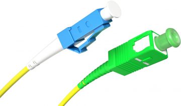 OPTISKĀS ŠĶIEDRAS SAVIENOJUMA AUKLA SM 5M SIMPLEX 9/125, SC/APC-LC/UPC 3MM