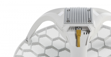 MIKROTIK ROUTERS LHG LTE18 (LHGGM&EG18-EA)