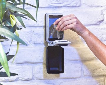 Master Lock izgaismota atslēgu kaste ar kombināciju 5425EURD