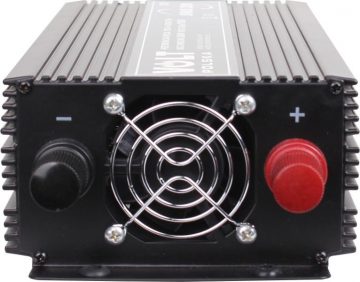 Voltu pārveidotājs Polija Sinus 800/1600W 12V / 230V Voltu pārveidotājs Polija Sinus 800/1600W 12V / 230V
