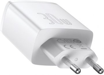Baseus kompaktne kiirlaadija CCXJ-E02 30W 2x USB-A 1x USB-C PD 3.0 QC 3.0 VALGE