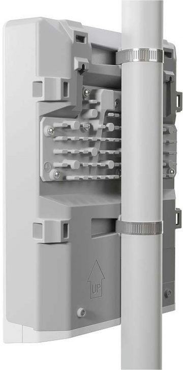 MIKROTIK MARŠREČIAVIMO PLOKŠTELĖ CRS318-16P-2S+OUT (NETPOWER 16P)