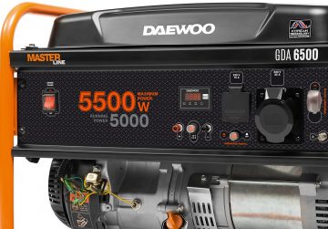 DAEWOO GENERATOR GDA 6500 5.5kW + 2x GENERATOR OIL SAE 10W-30 DWO 600
