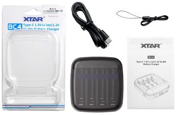 Зарядное устройство для цилиндрических аккумуляторов Li-ion 1,5 В / Ni-MH AA / AAA Xtar BC4
