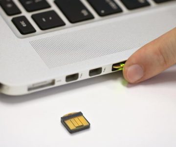 Yubico YubiKey 5 nano U2F FIDO atslēga
