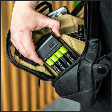 LĀDĒTĀJS VITAL-CHARGER+4X-AAA-800-GC Green Cell