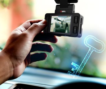 AUTOMAŠĪNAS SALONĀ UZSTĀDĀMS VIDEOREĢISTRATORS XB-NIGHT-2 Xblitz