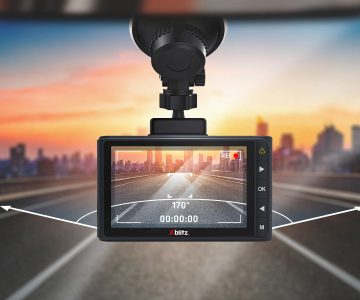 AUTOMAŠĪNAS SALONĀ UZSTĀDĀMS VIDEOREĢISTRATORS XB-S7-DUO Xblitz