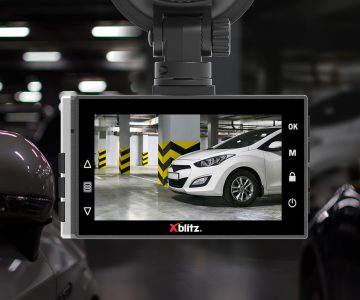 AUTOMAŠĪNAS SALONĀ UZSTĀDĀMS VIDEOREĢISTRATORS XB-S9-DUO Xblitz