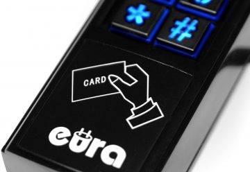 Кодовый замок EURA AC-30C7 черный Кодовый замок EURA AC-30C7 черный