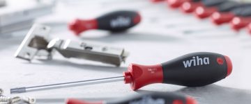 НАБОР ОТВЕРТОК WH-SOFTFINISH/41002 WIHA