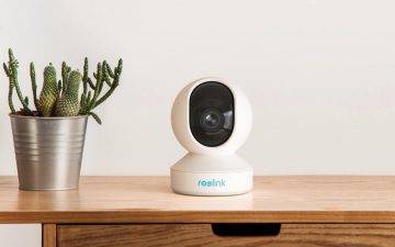 Reolink E340 IP kamera iekštelpām, rotējoša, 8MPx WiFi, balta