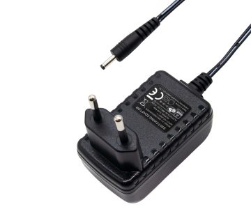 MAIŅSTRĀVAS BAROŠANAS ADAPTERIS 5V/2A/1.35/3.5/U UNITEK
