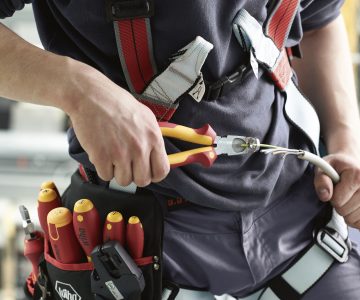 DIAGONĀLĀS KNAIBLES WH-TRICUT-ELECTRIC/38853 180 mm WIHA