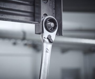 DIVU GREDZENU SPRŪDRATA ATSLĒGA 4IN1 WH-WRENCH/45421 WIHA