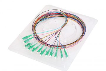 12x bizīšu vadi LC/APC SM G657A2 GOLD komplekts 12x 2m12x bizīšu vadi LC/APC SM G657A2 GOLD komplekts 12x 2m