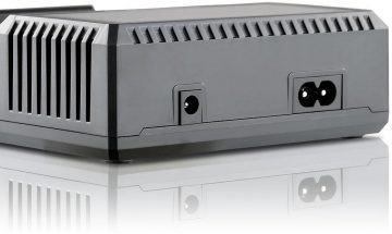 Lādētājs cilindriskām litija jonu un Ni-MH baterijām everActive UC-4200 Lādētājs cilindriskām litija jonu un Ni-MH baterijām everActive UC-4200