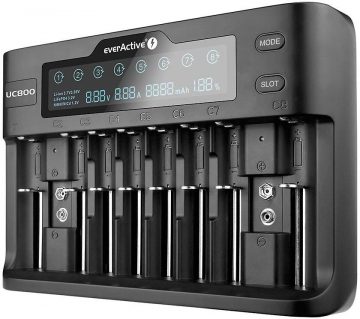 Lādētājs cilindriskām litija jonu un Ni-MH baterijām everActive UC-800Lādētājs cilindriskām litija jonu un Ni-MH baterijām everActive UC-800