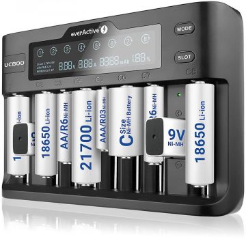 Lādētājs cilindriskām litija jonu un Ni-MH baterijām everActive UC-800 Lādētājs cilindriskām litija jonu un Ni-MH baterijām everActive UC-800