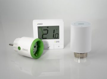 ENGO Controls viedās apkures komplekts, balts (E25-BATW + ETRV-M30 + EPlug WiFi)