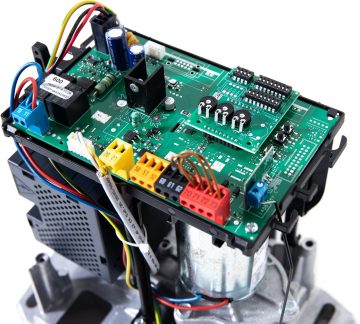 BFT DEIMOS BT B600 komplekts EE 600 kg bīdāmajiem vārtiem